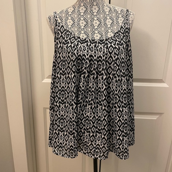 Torrid Georgette Swing Cami - Picture 4 of 7